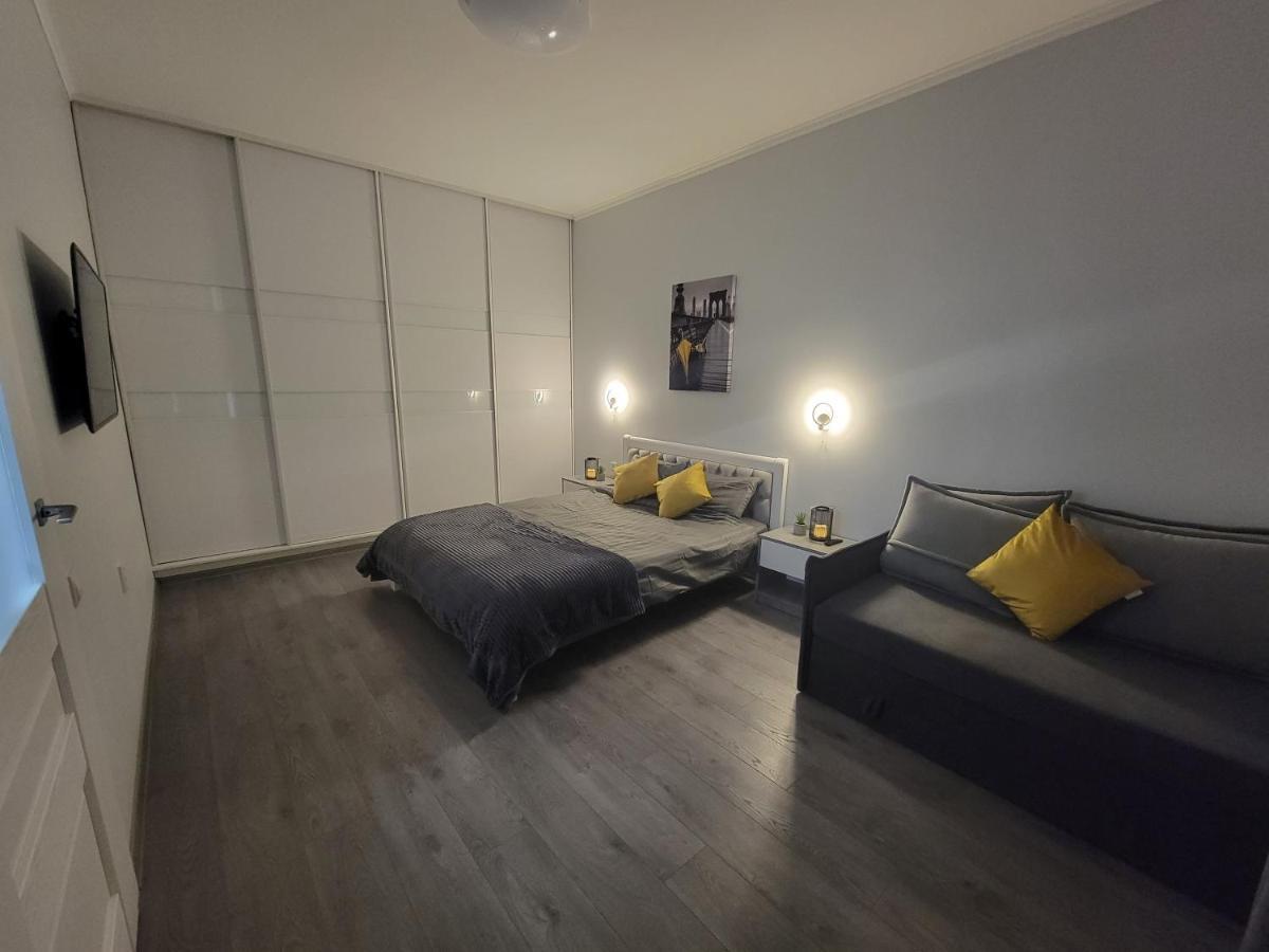 Warm & Cozy Apartment In The Heart Of Historical Lviv Eksteriør billede